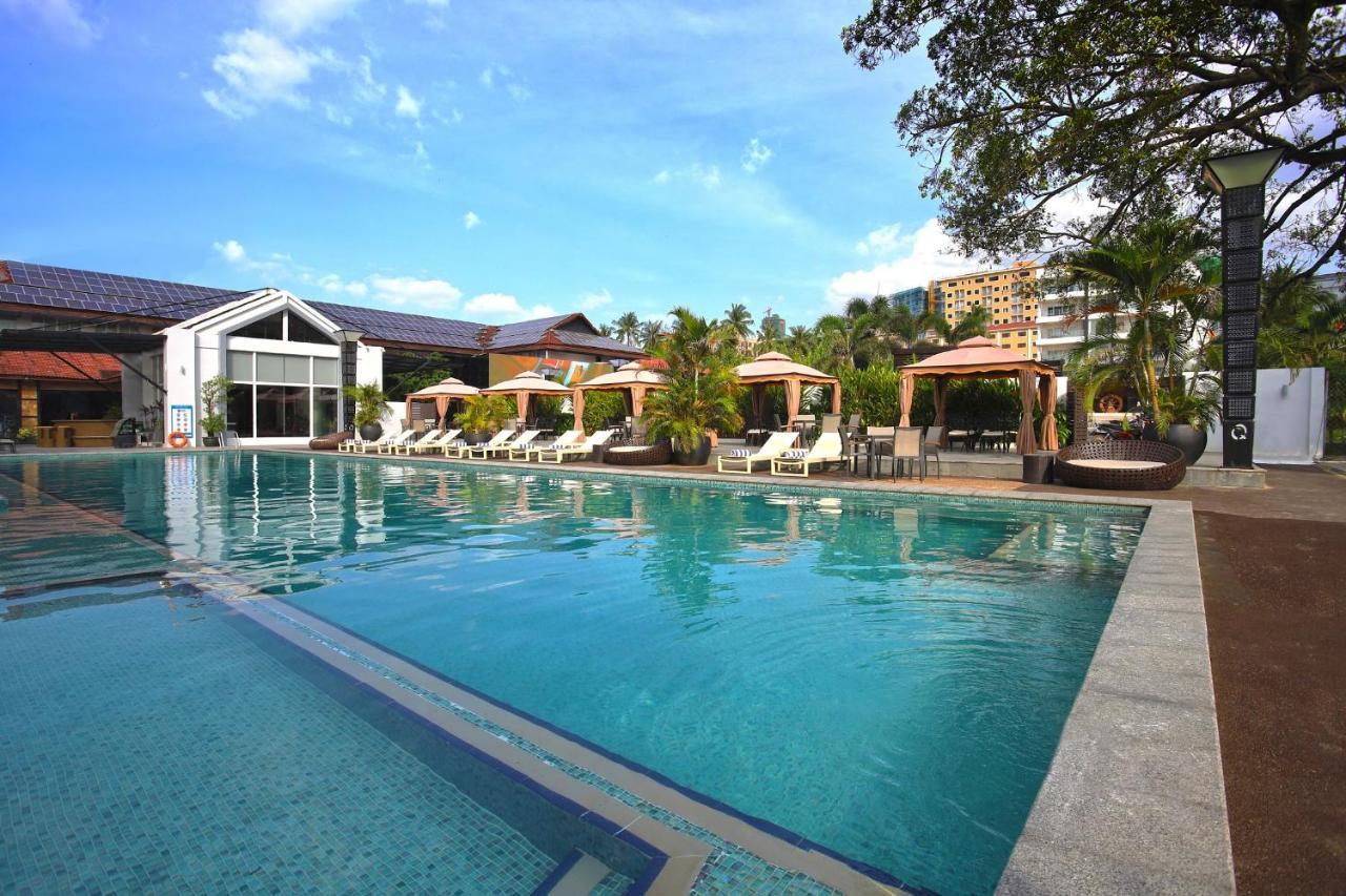 Queenco Hotel&Casino Sihanoukville Exterior foto