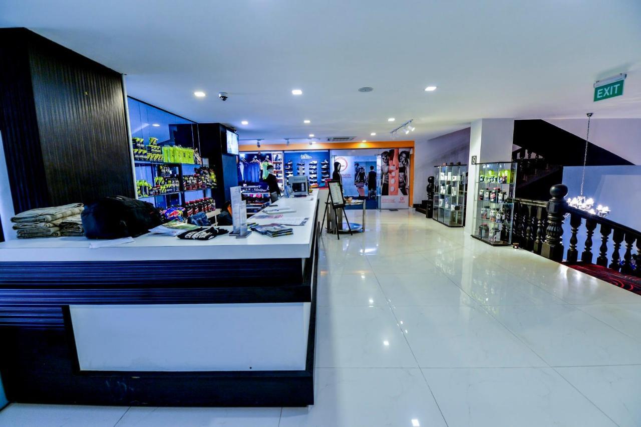 Queenco Hotel&Casino Sihanoukville Exterior foto