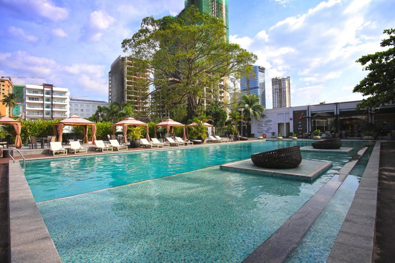 Queenco Hotel&Casino Sihanoukville Exterior foto